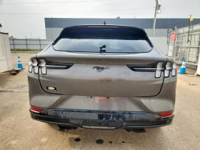 Ford Mustang Mach-E Premium AWD, снимка 6