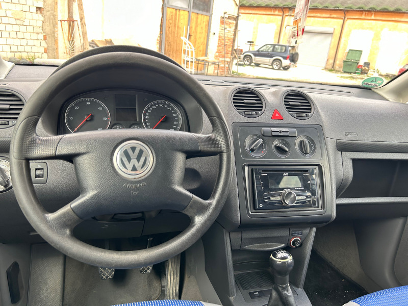 VW Caddy Life, снимка 12 - Автомобили и джипове - 46418561