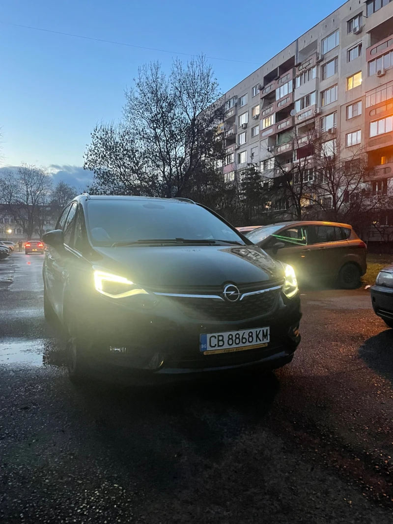 Opel Zafira, снимка 1 - Автомобили и джипове - 48788526