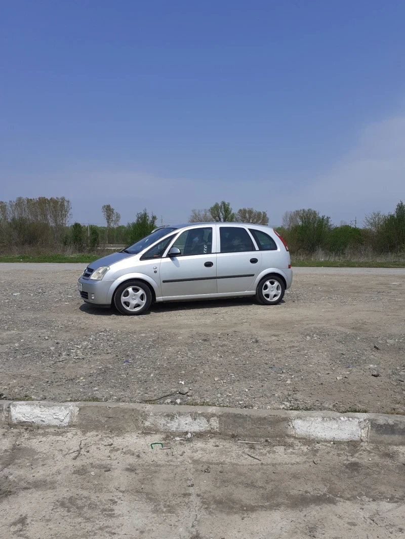 Opel Meriva, снимка 2 - Автомобили и джипове - 51613080