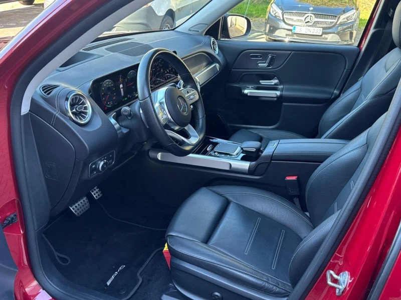 Mercedes-Benz EQB 350* 4M* AMG* 7МЕСТЕН* BURM* PANO* DISTR* KEYLESS*, снимка 6 - Автомобили и джипове - 51922501