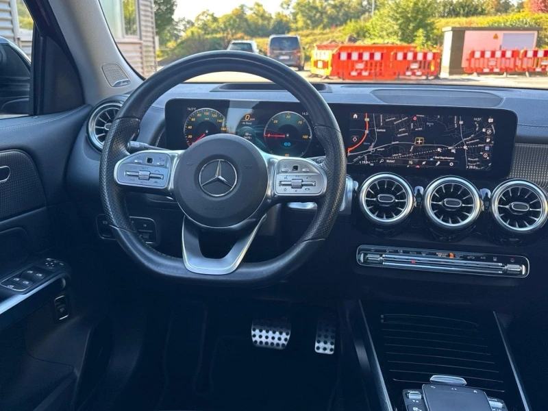 Mercedes-Benz EQB 350* 4M* AMG* 7МЕСТЕН* BURM* PANO* DISTR* KEYLESS*, снимка 9 - Автомобили и джипове - 51922501