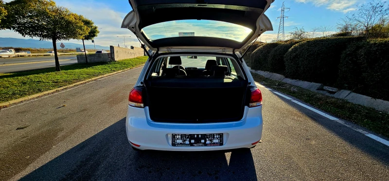 VW Golf  1.6 ФАБРИЧНА ГАЗ, снимка 7 - Автомобили и джипове - 52208632
