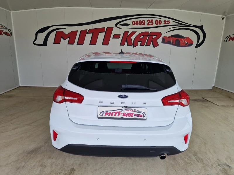 Ford Focus 1.5 120kc, снимка 4 - Автомобили и джипове - 53365934