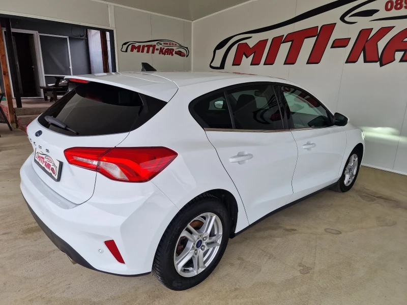 Ford Focus 1.5 120kc, снимка 6 - Автомобили и джипове - 53365934