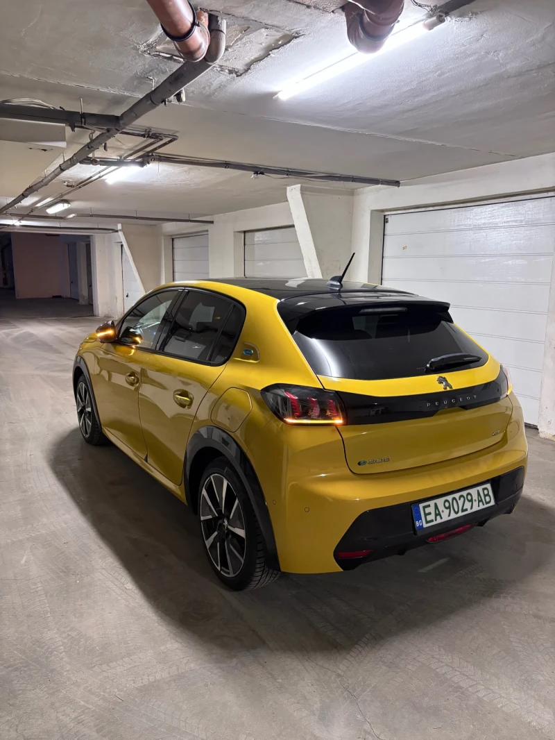 Peugeot 208, снимка 3 - Автомобили и джипове - 53419825