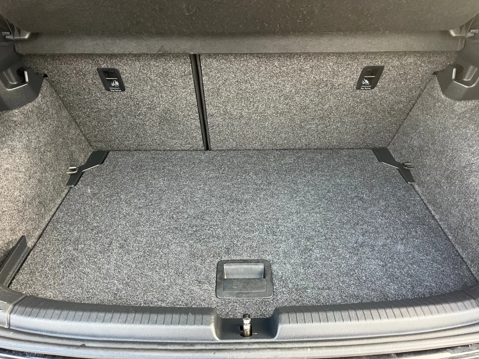 VW Polo 1.0 75к.с, дистроник, климатроник, лед | Mobile.bg — изображение 17