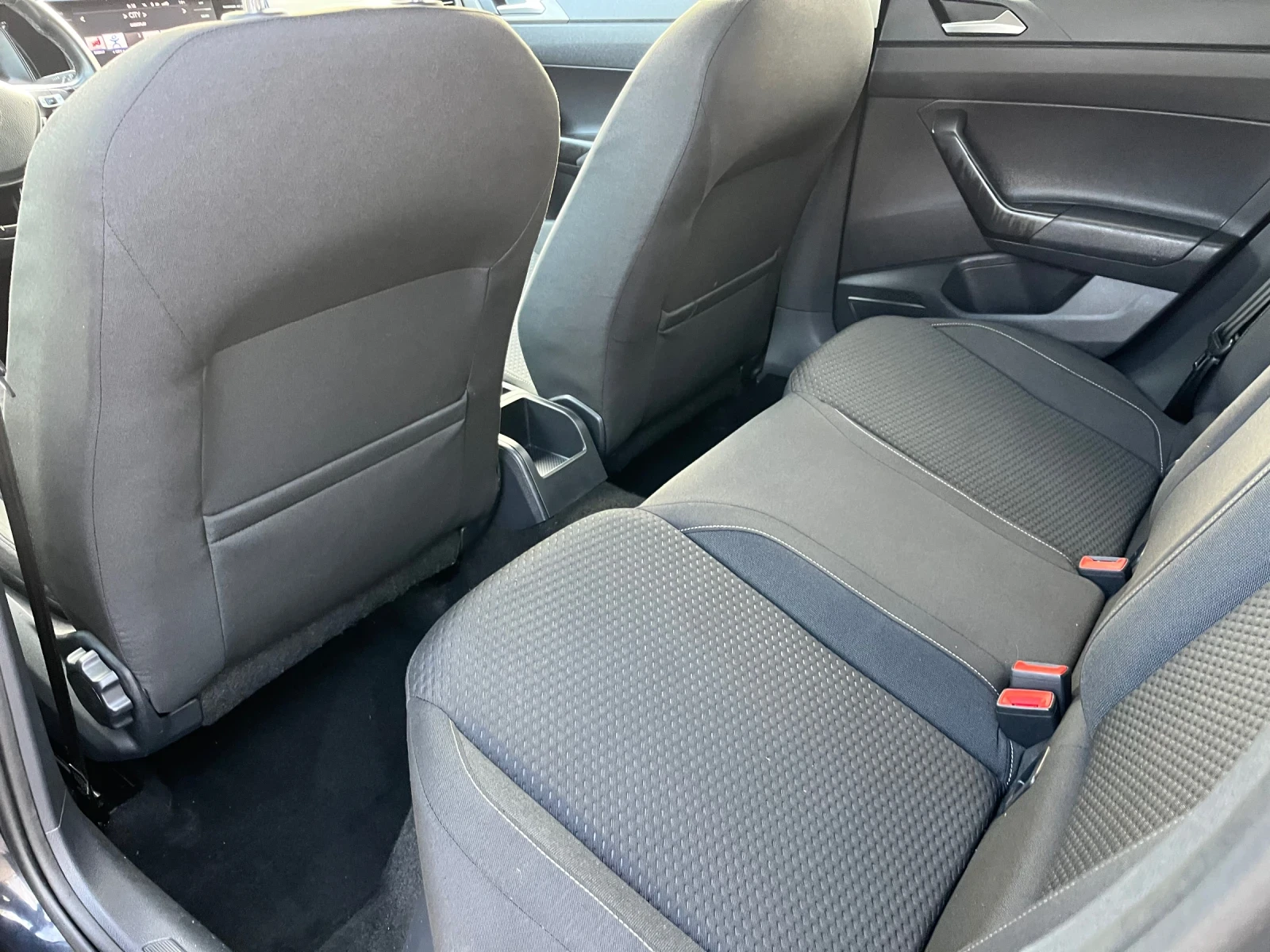 VW Polo 1.0 75к.с, дистроник, климатроник, лед | Mobile.bg — изображение 14