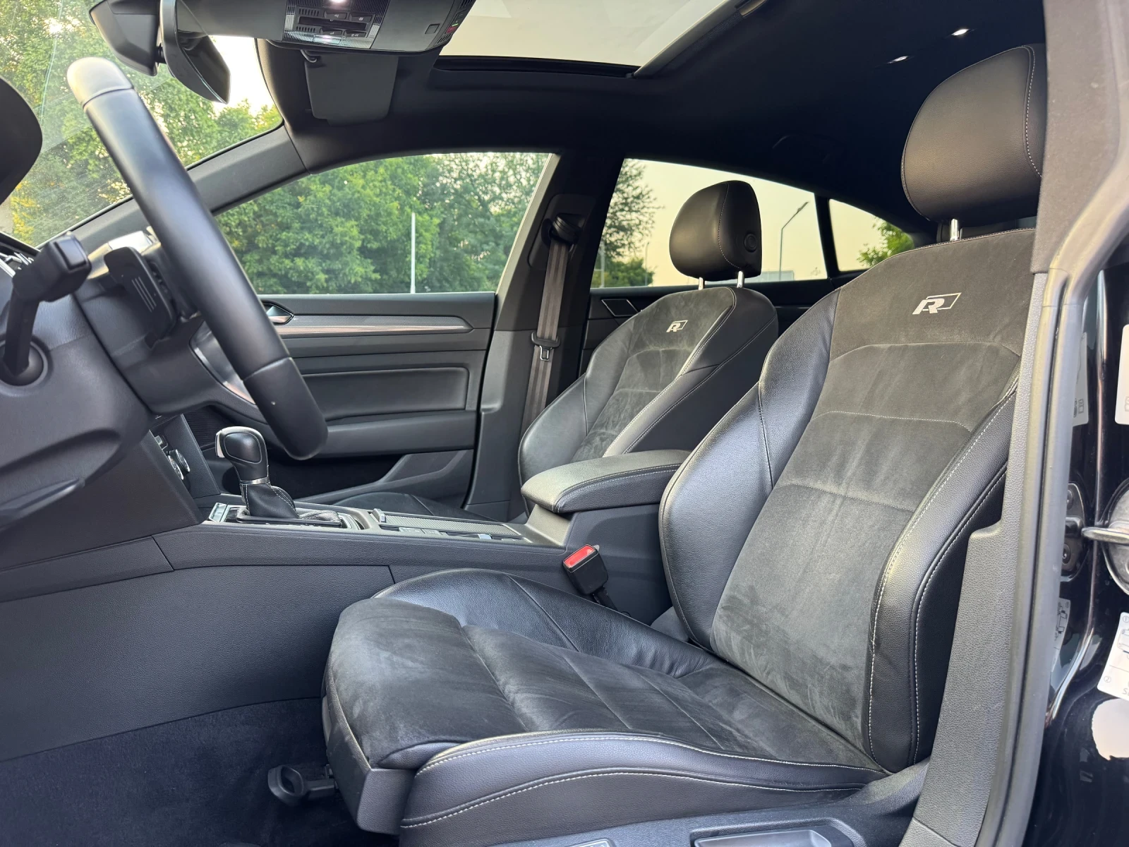 VW Arteon 2.0 TDI 190 Matrix Kyless Go Panorama  - изображение 7