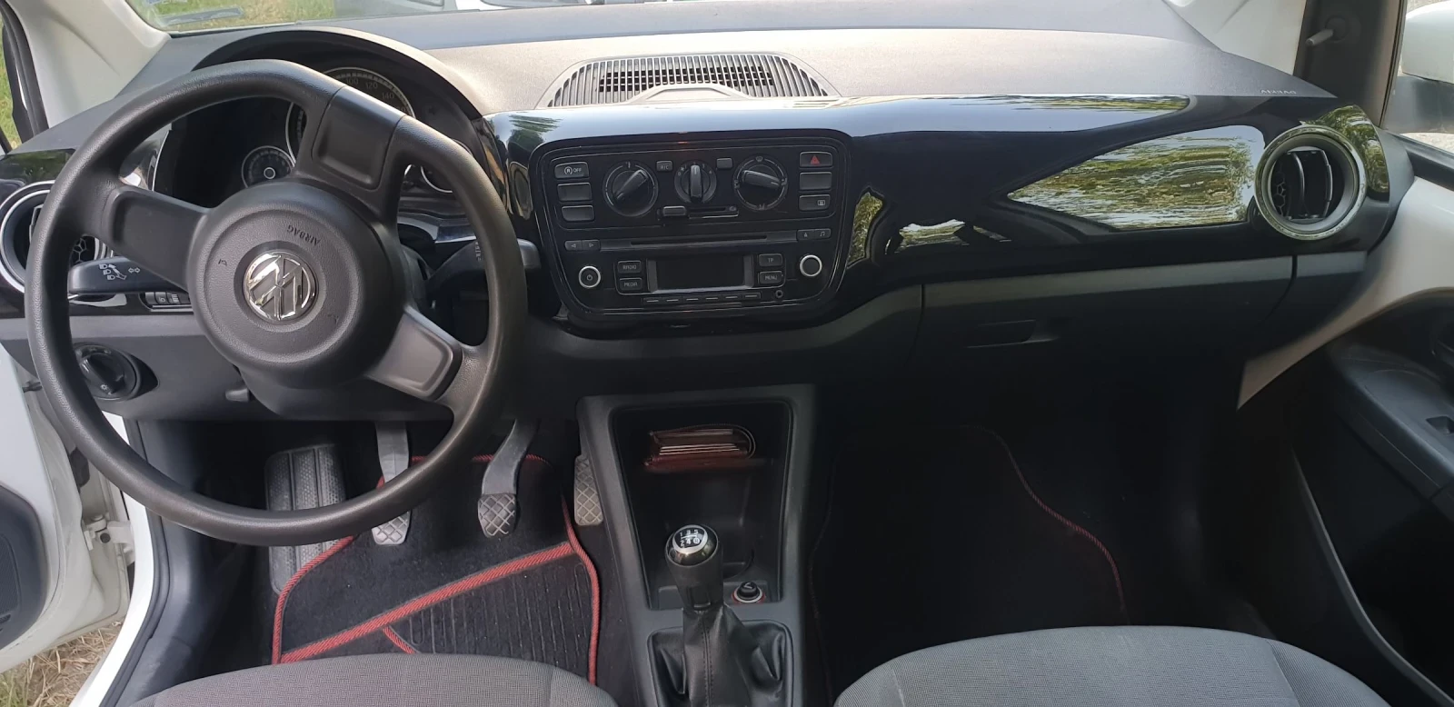 VW Up МЕТАН - изображение 7