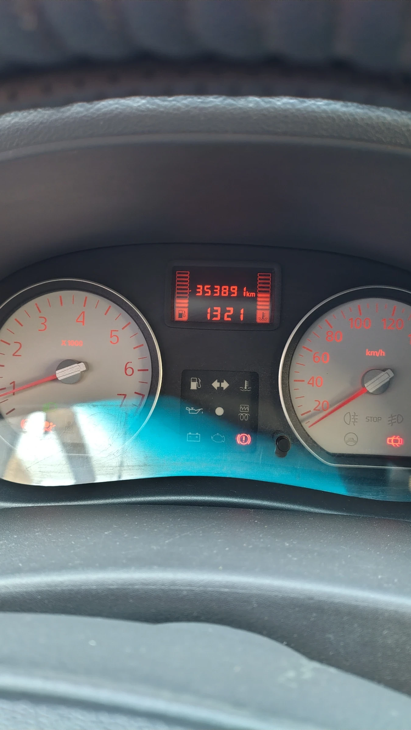 Dacia Logan 1.6 Газ-бензин.  - изображение 9