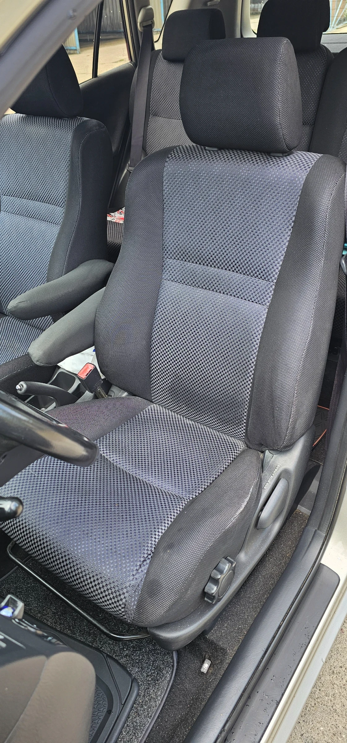 Toyota Corolla verso | Mobile.bg   13