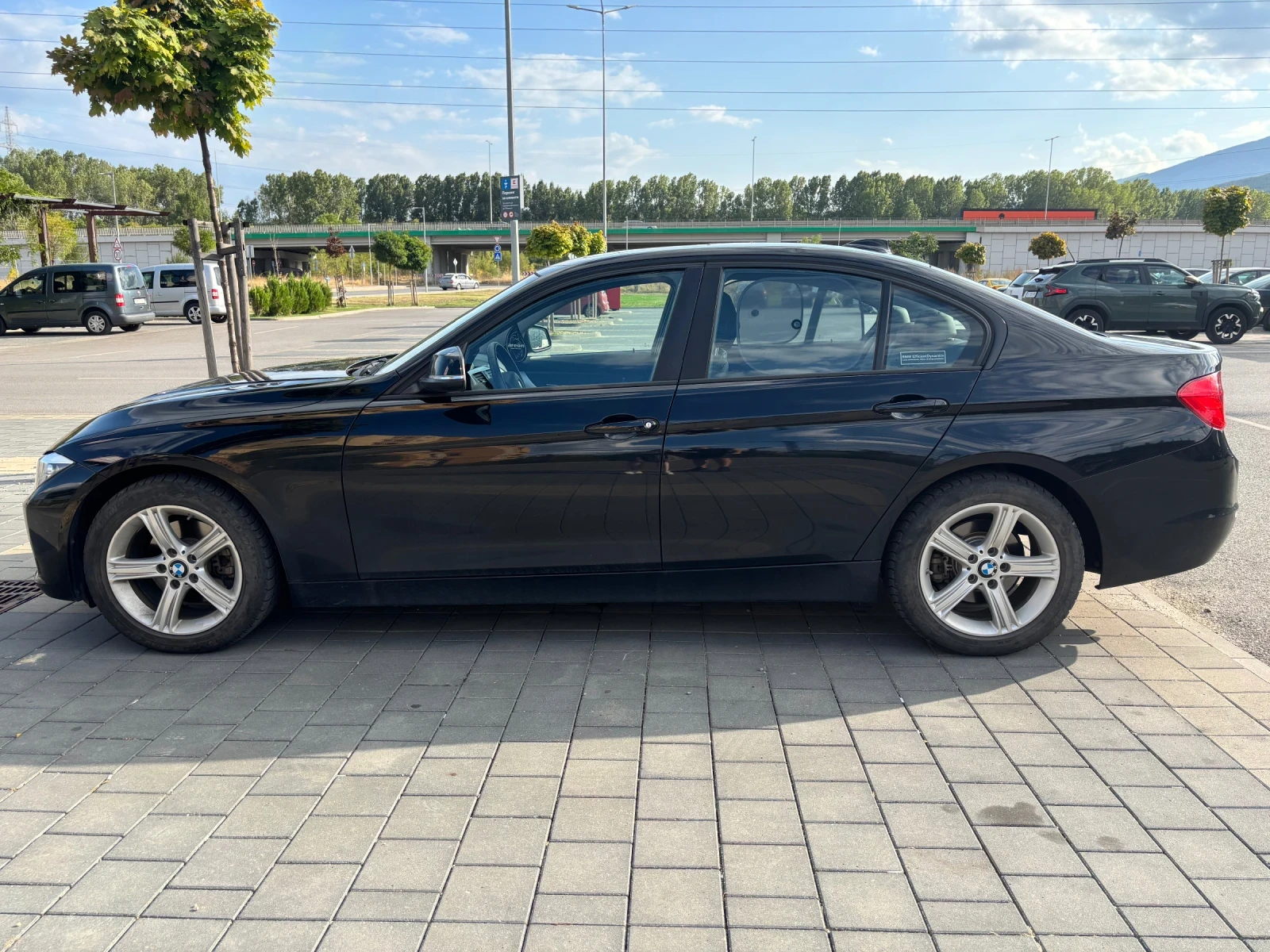 BMW 328 I / ВЪЗМОЖЕН ЛИЗИНГ - изображение 4