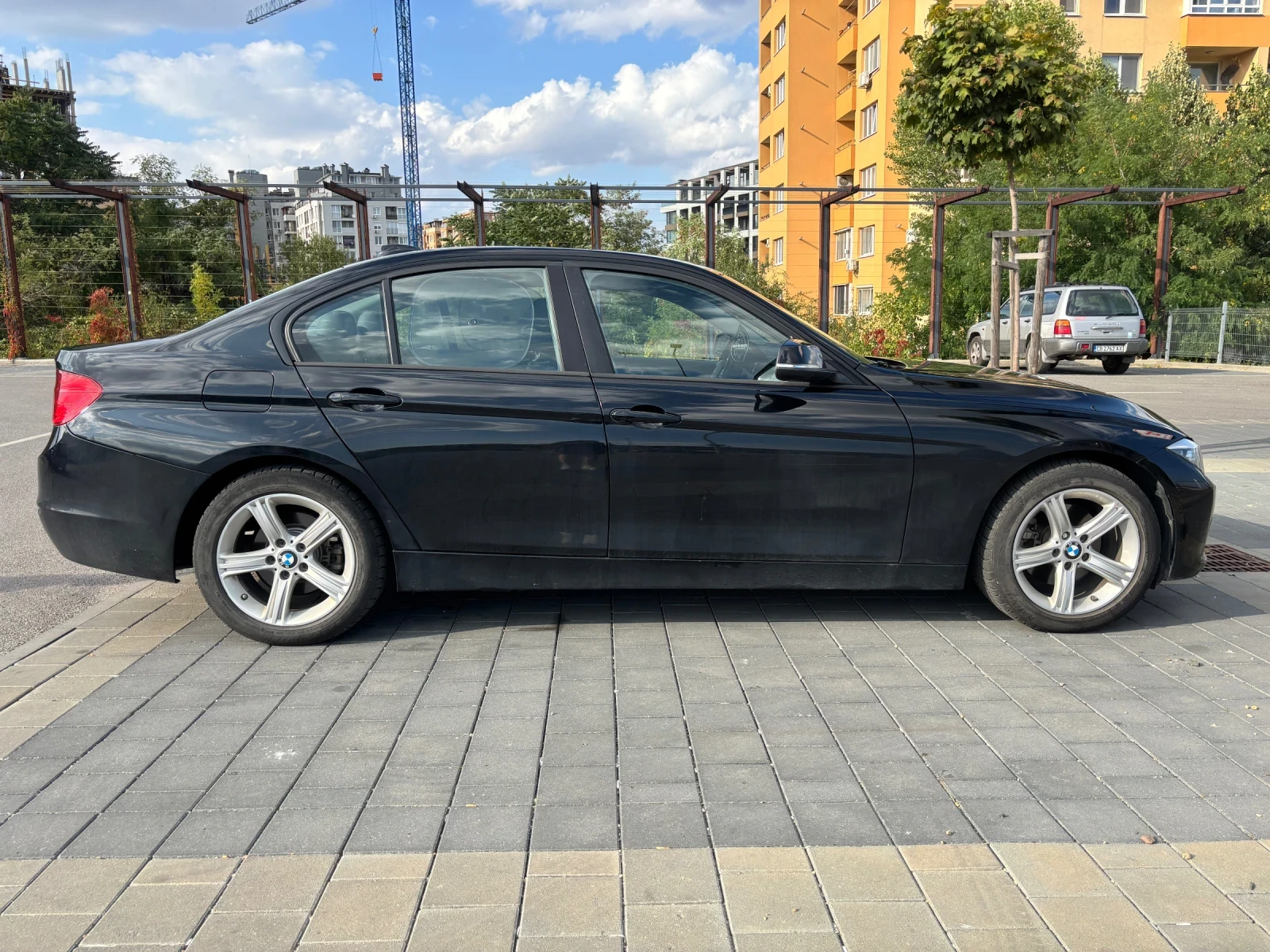 BMW 328 I / ВЪЗМОЖЕН ЛИЗИНГ - изображение 5