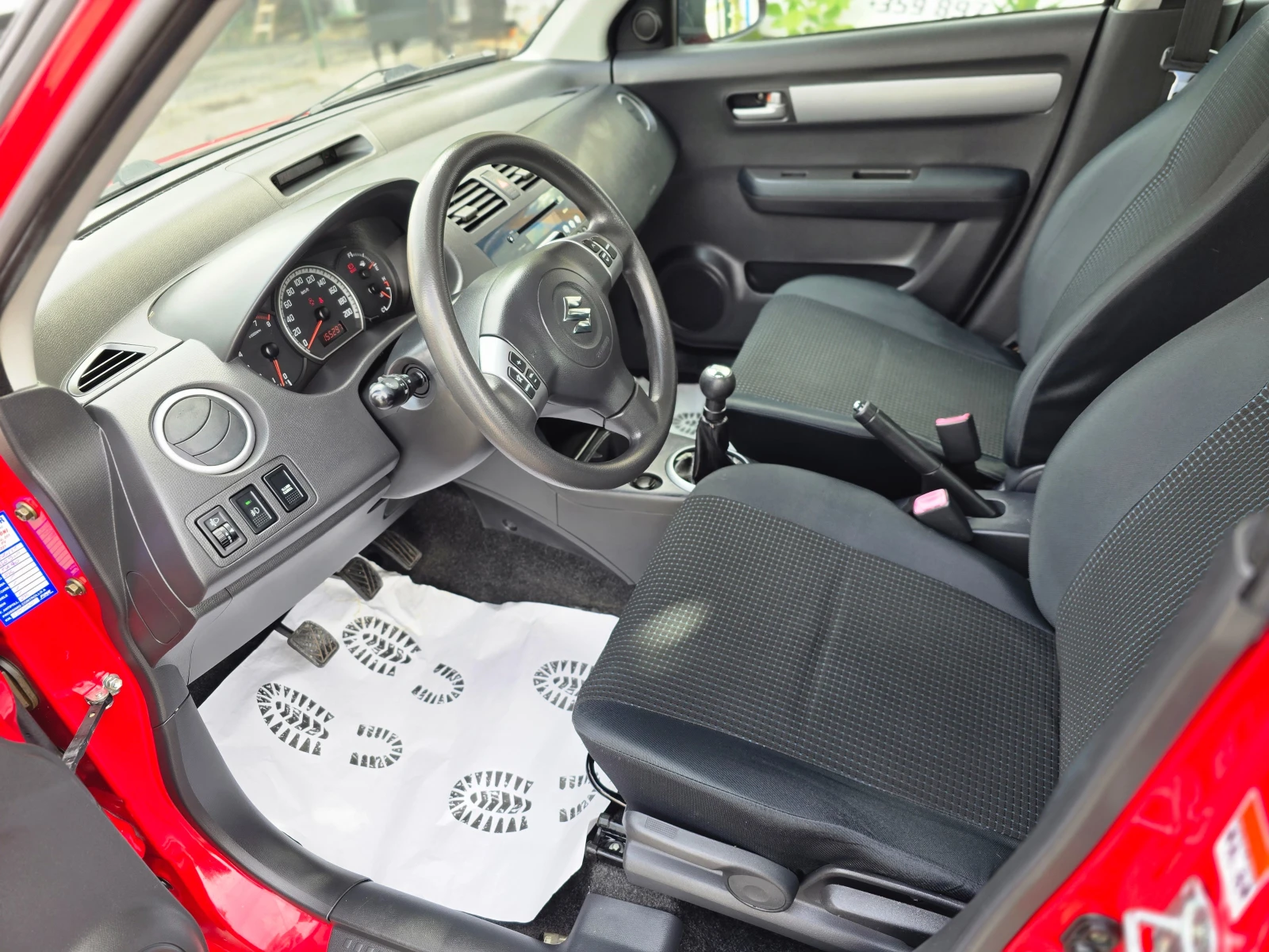 Suzuki Swift 1.3VVT - изображение 8