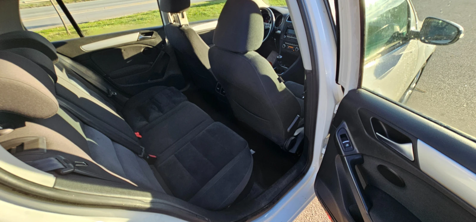 VW Golf  1.6   | Mobile.bg   11