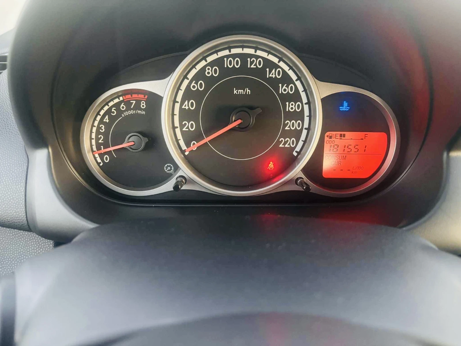 Mazda 2 1.3-75ks. | Mobile.bg   15