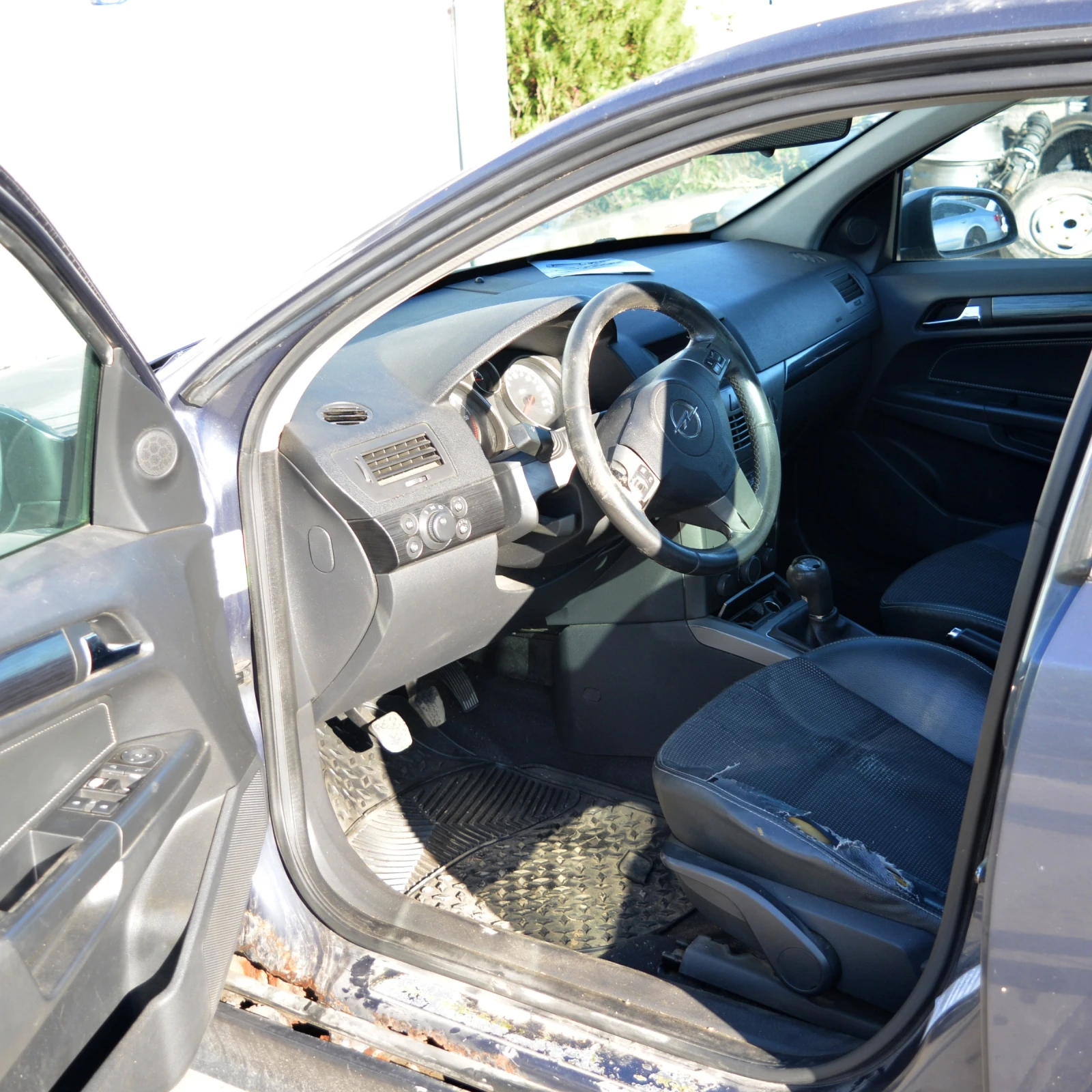 Opel Astra 1.9 CDTI - изображение 5