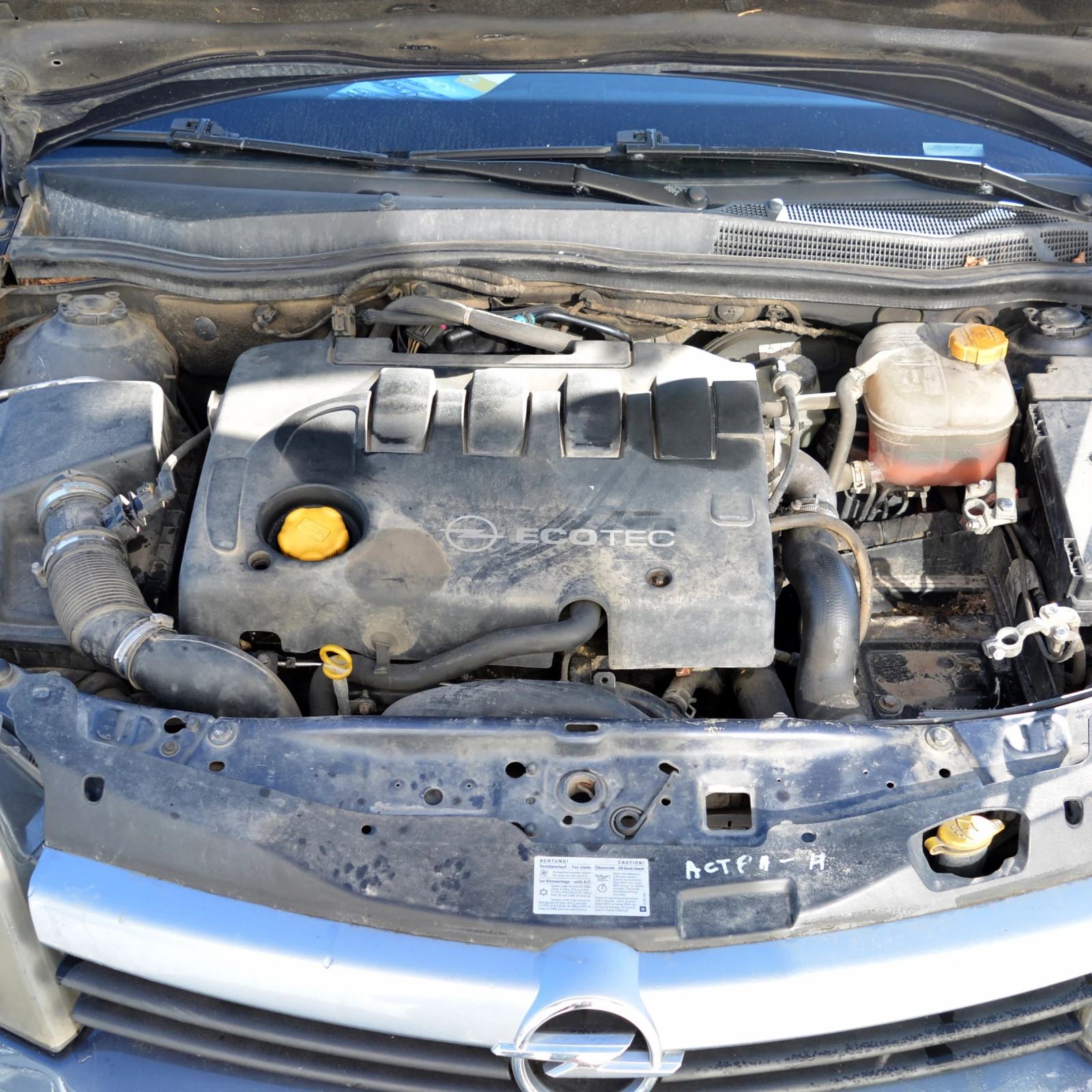 Opel Astra 1.9 CDTI - изображение 8