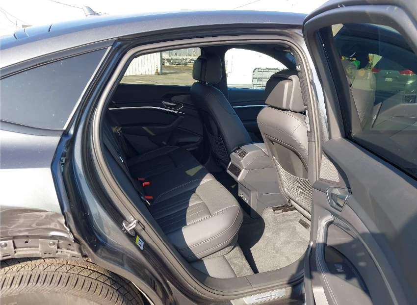 Audi E-Tron S LINE QUATTRO* ���������* Bang & Olufsen* ������� | Mobile.bg � ����������� 11