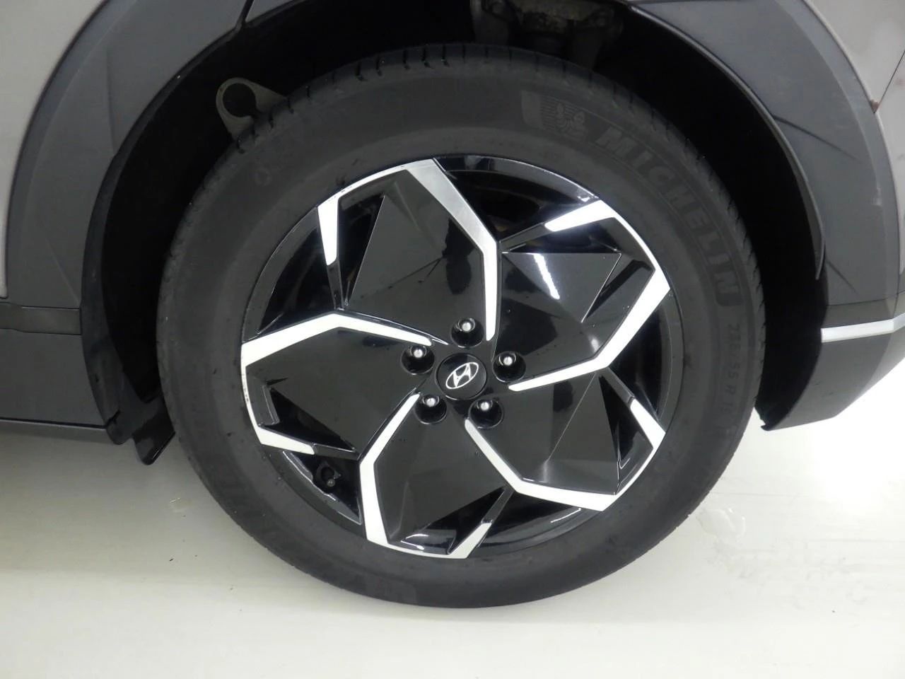 Hyundai Ioniq 5  - изображение 7