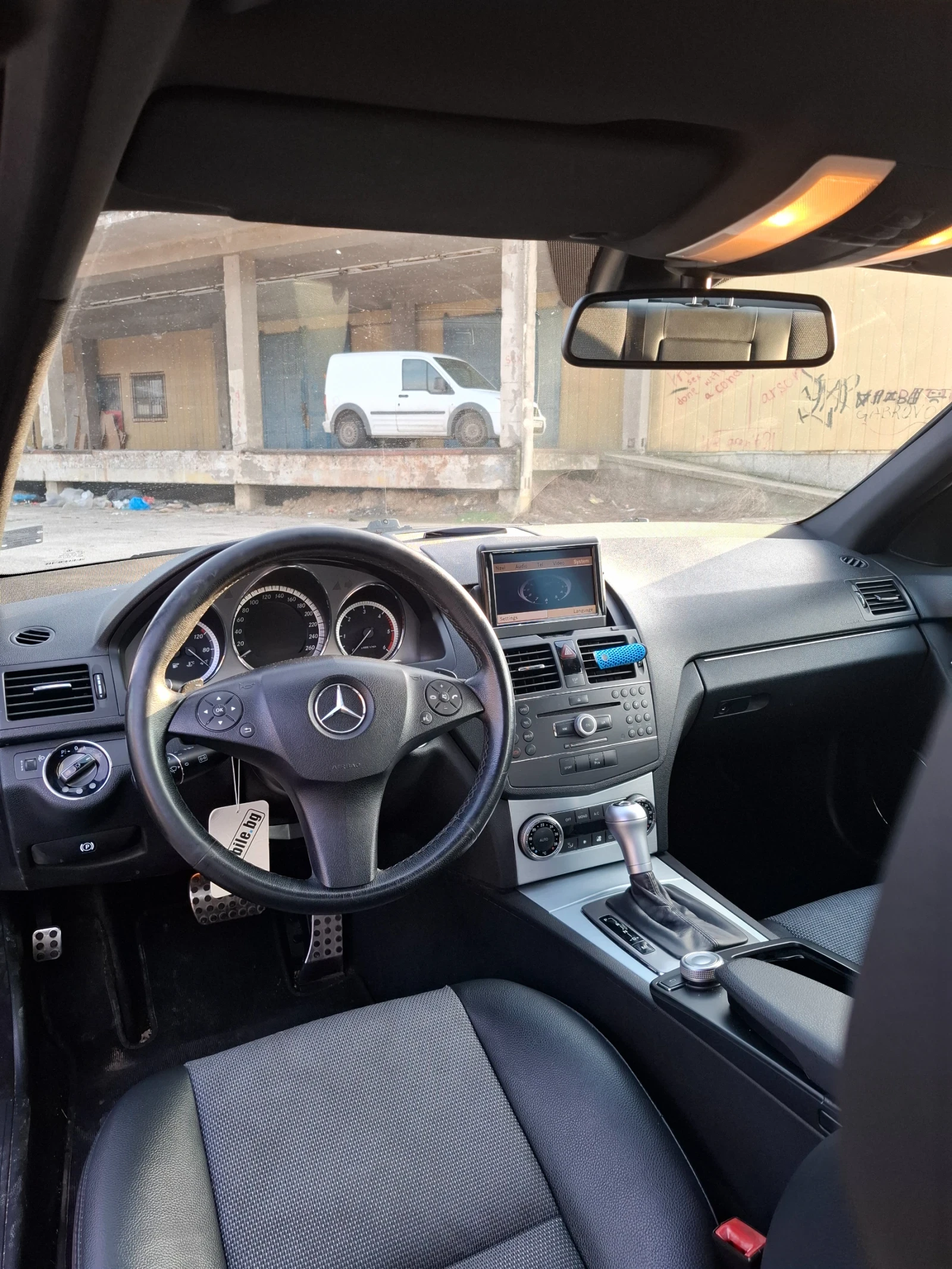 Mercedes-Benz C 220 AMG, снимка 12 - Автомобили и джипове - 53727304