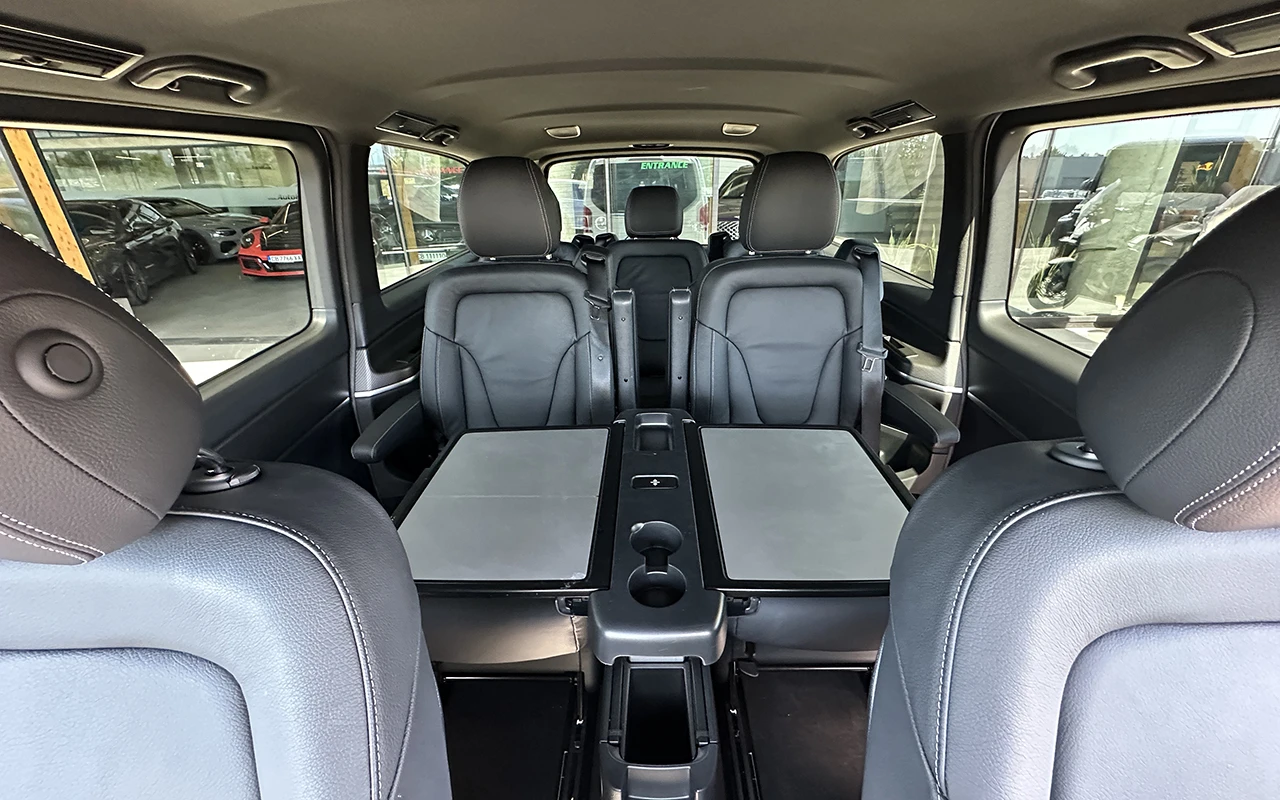 Mercedes-Benz V 300 d 4M AMG Extralong, снимка 8 - Автомобили и джипове - 53876394