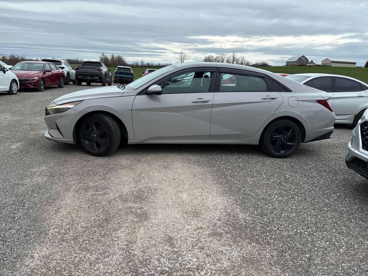 Hyundai Elantra | Preferred | ������� | CARFAX |  | Mobile.bg � ����������� 2