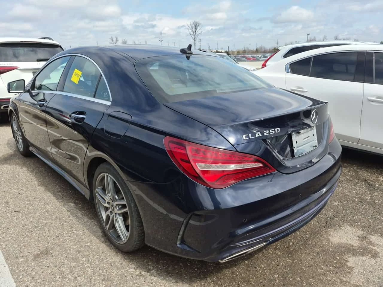 Mercedes-Benz CLA 250 AMG LINE/2 Ключа /Подгрев/Пано/Памет/Финансиране, снимка 4 - Автомобили и джипове - 54564076