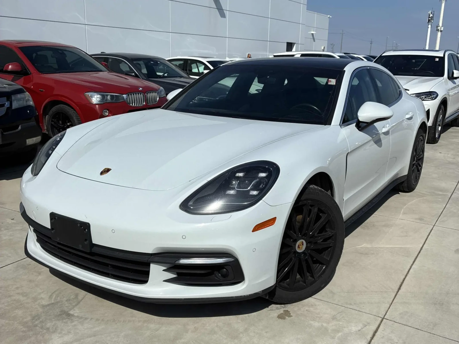 Porsche Panamera 4S* Distronic* Navi* Keyless* Pano, снимка 2 - Автомобили и джипове - 54678049