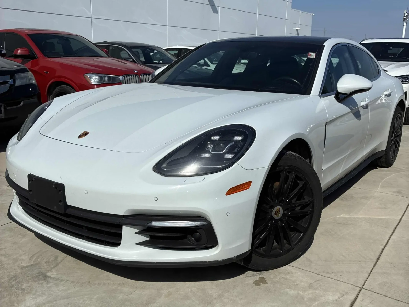 Porsche Panamera 4S* Distronic* Navi* Keyless* Pano, снимка 3 - Автомобили и джипове - 54678049