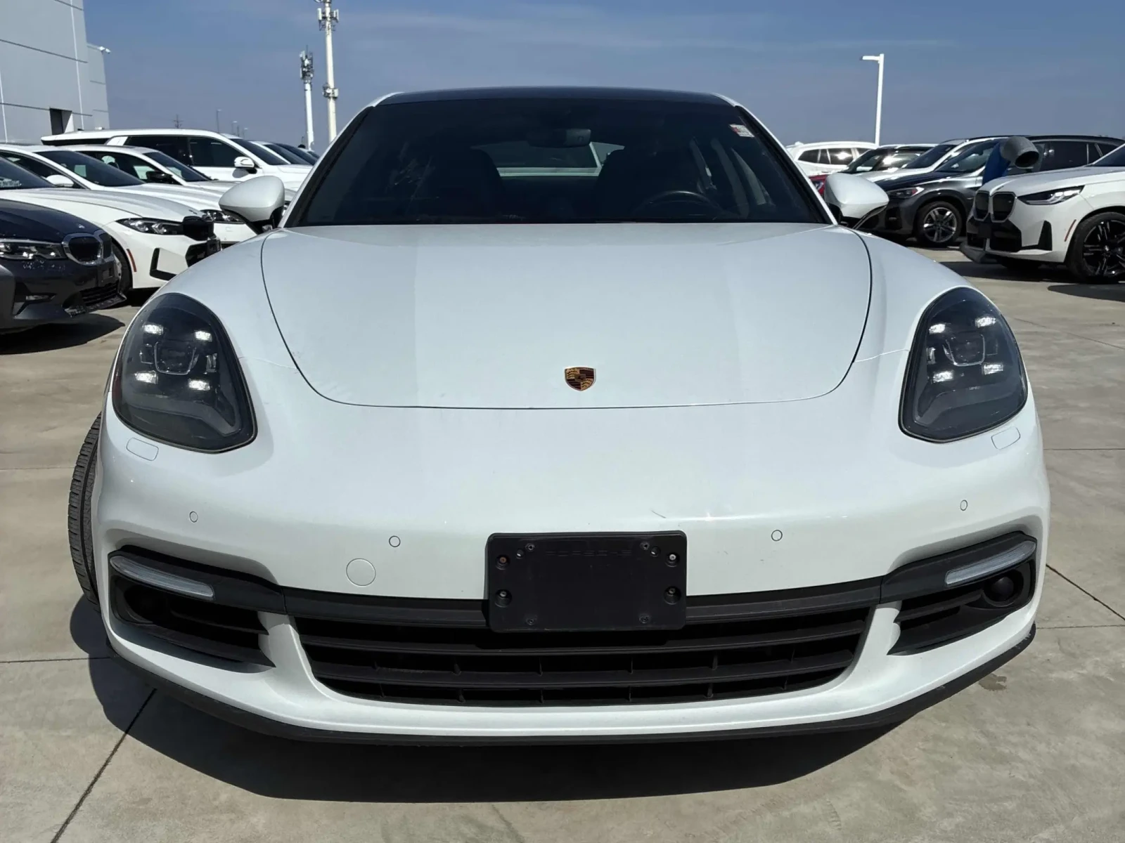Porsche Panamera 4S* Distronic* Navi* Keyless* Pano