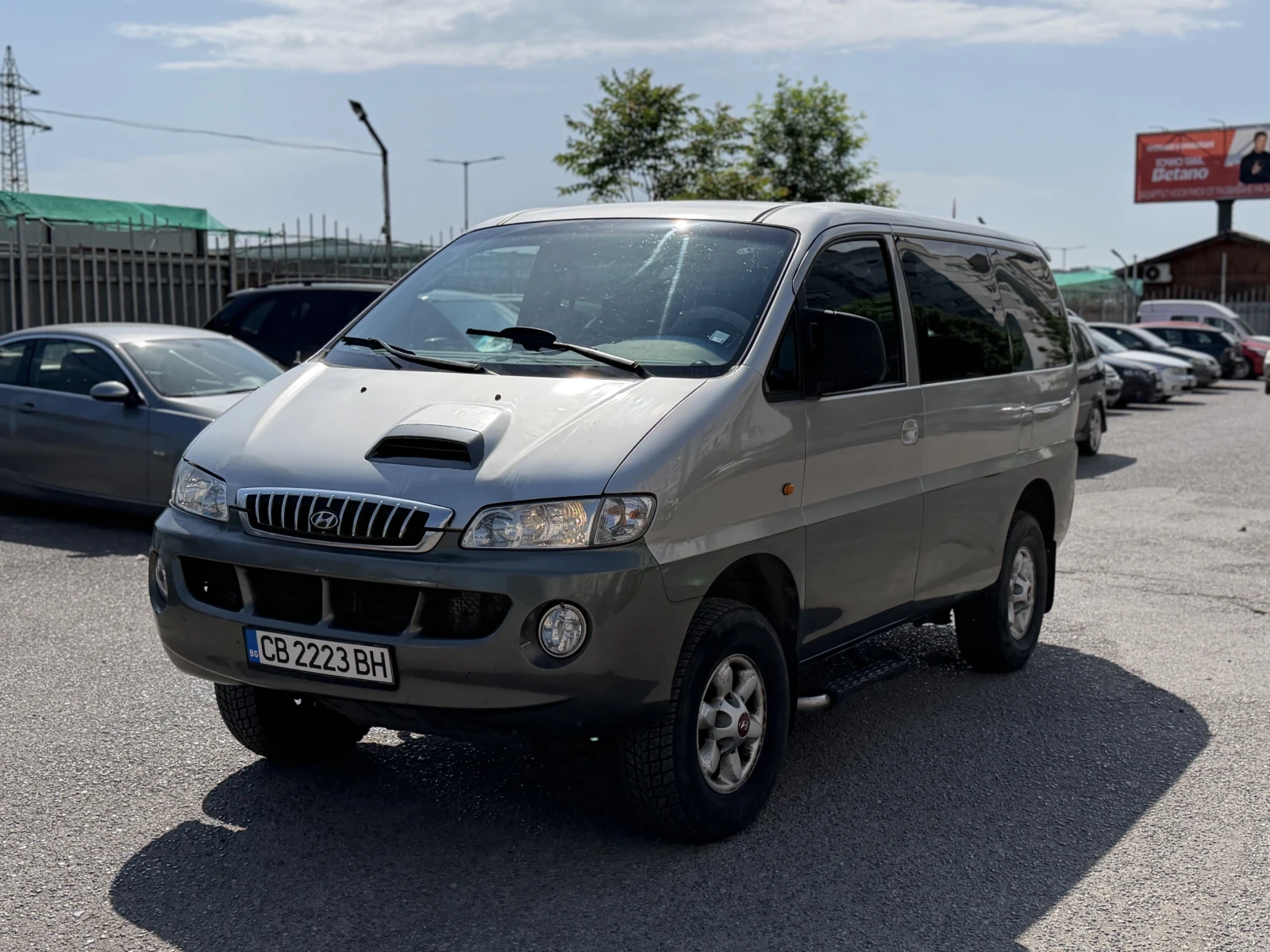 Hyundai Starex 2.5* Дизел* 4х4* Ръчни* скорости* * * 