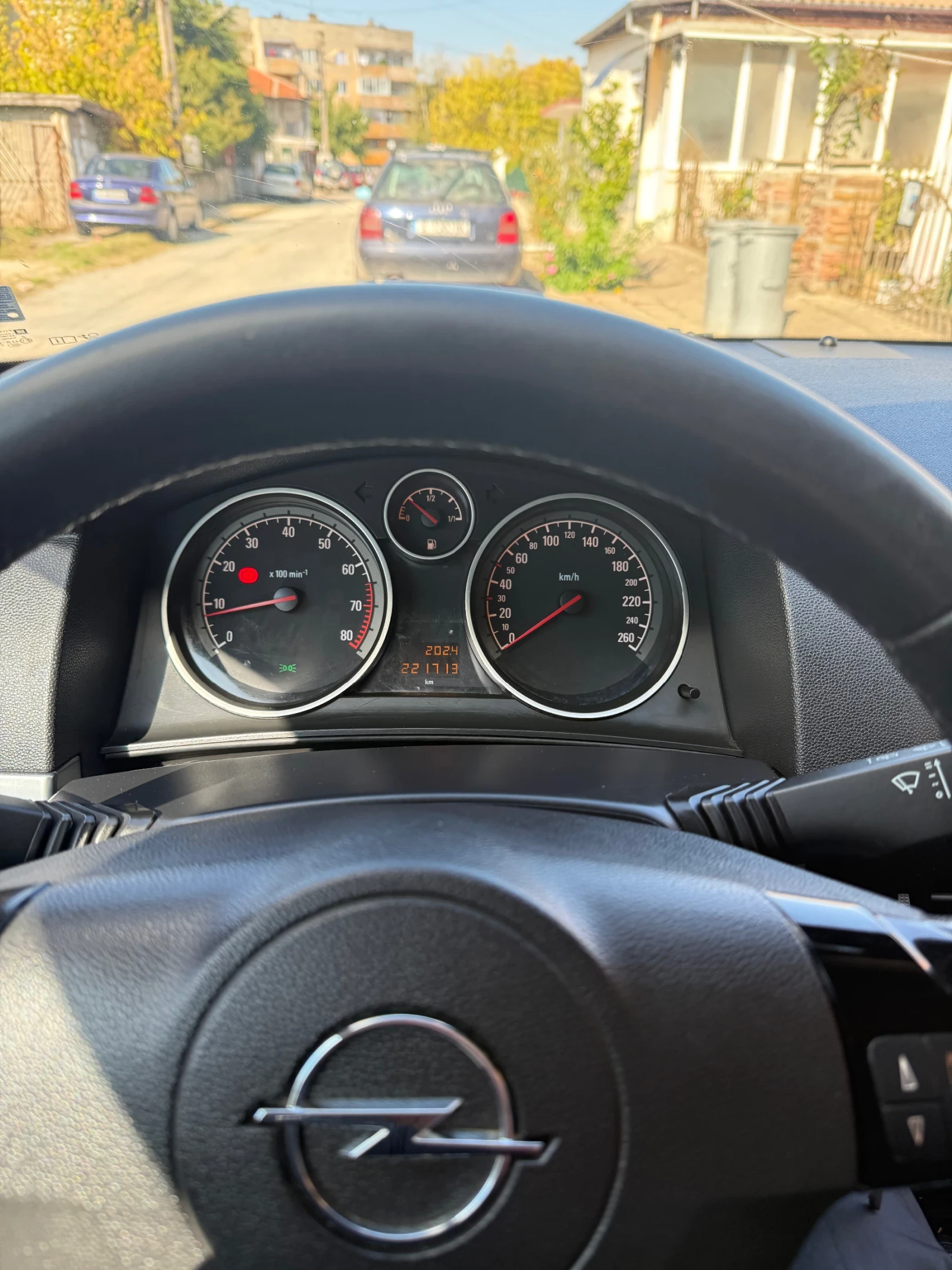Opel Astra, снимка 10 - Автомобили и джипове - 54997688