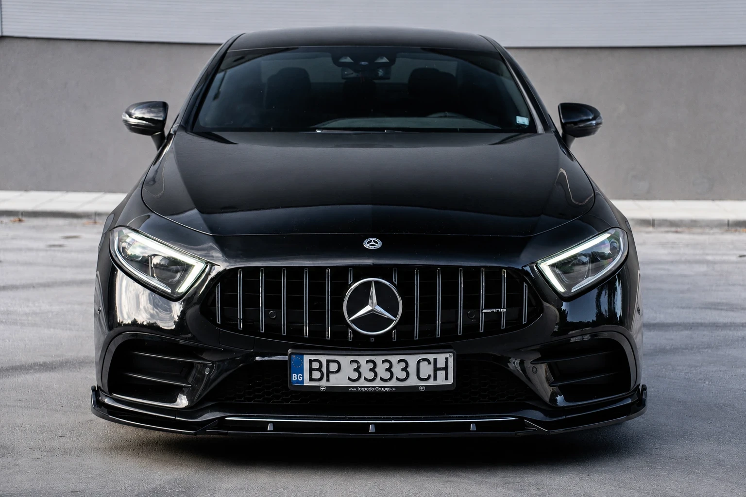 Mercedes-Benz CLS 300 Bi-Turbo| Уникална визия| , снимка 2 - Автомобили и джипове - 55449981