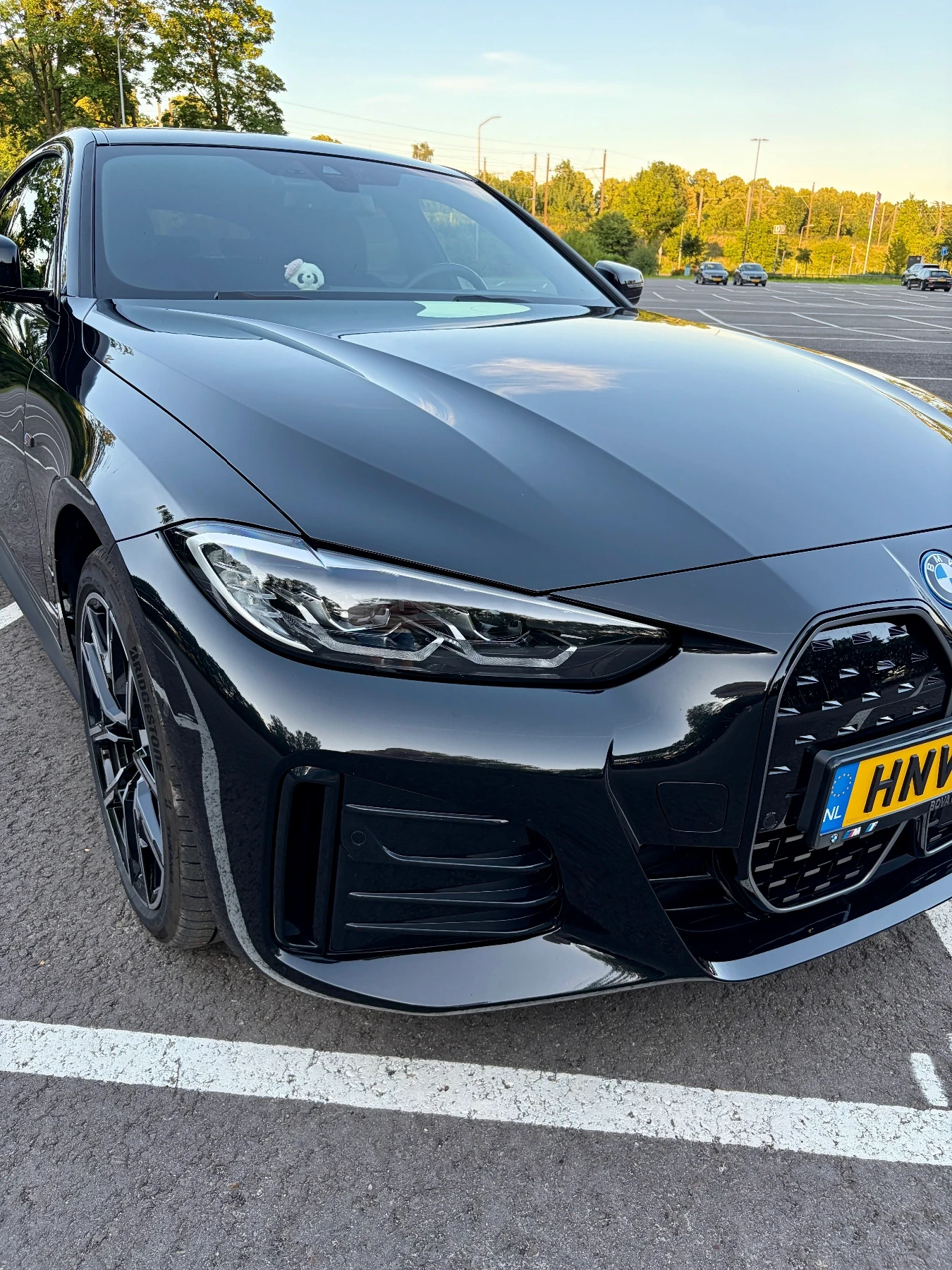 BMW i4, снимка 12 - Автомобили и джипове - 55779417
