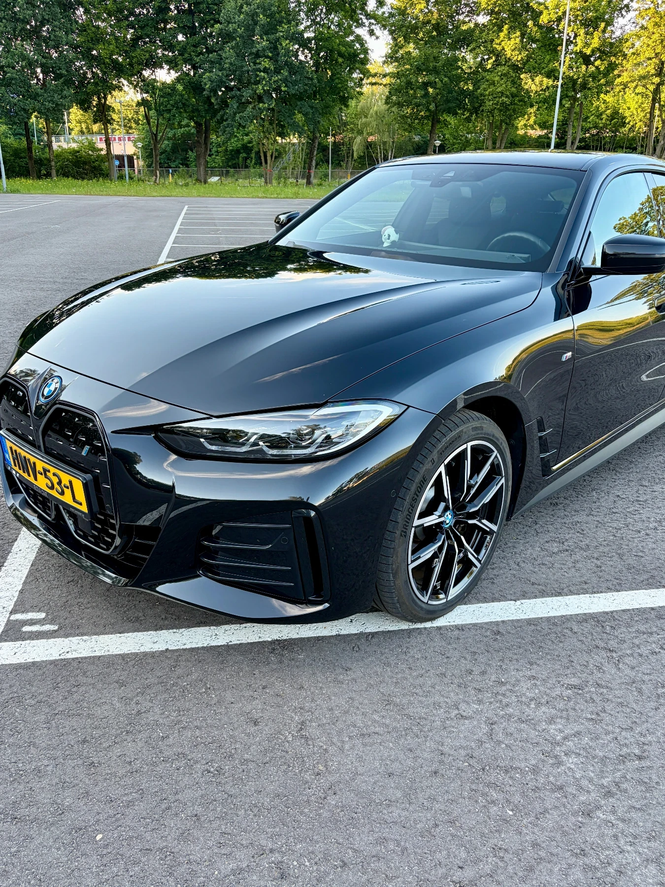BMW i4, снимка 4 - Автомобили и джипове - 55779417
