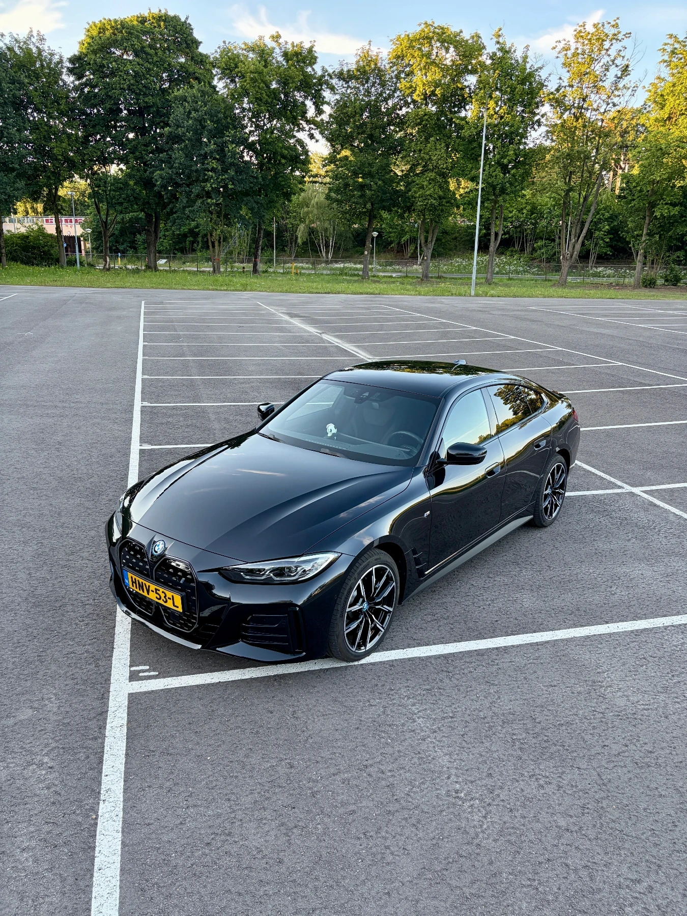 BMW i4, снимка 10 - Автомобили и джипове - 55779417