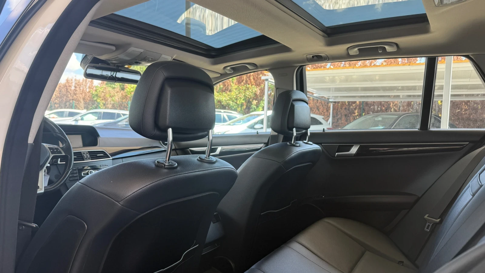 Mercedes-Benz C 220 2.2 CDI NAVI, снимка 8 - Автомобили и джипове - 55951499