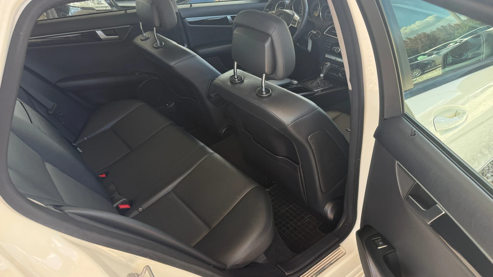 Mercedes-Benz C 220 2.2 CDI NAVI, снимка 9 - Автомобили и джипове - 55951499