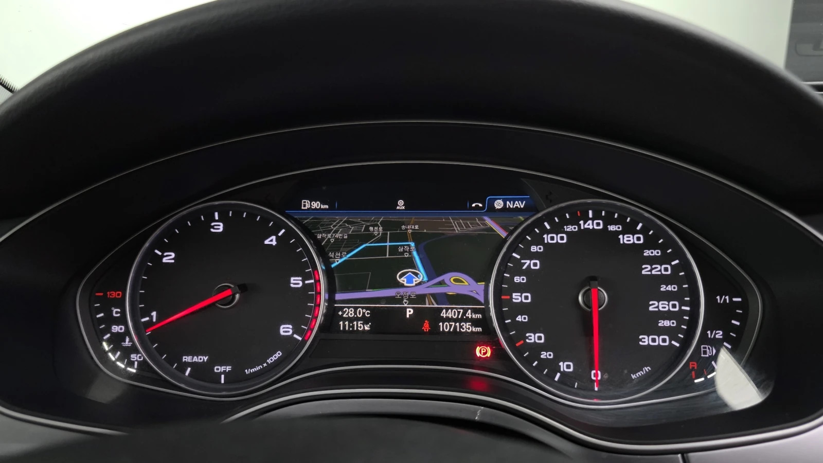 Audi A6 35 TDI* ЕЛ. БАГАЖНИК* ПОДГРЕВ ВОЛАН* КРАЙНА ЦЕНА, снимка 8 - Автомобили и джипове - 55983983