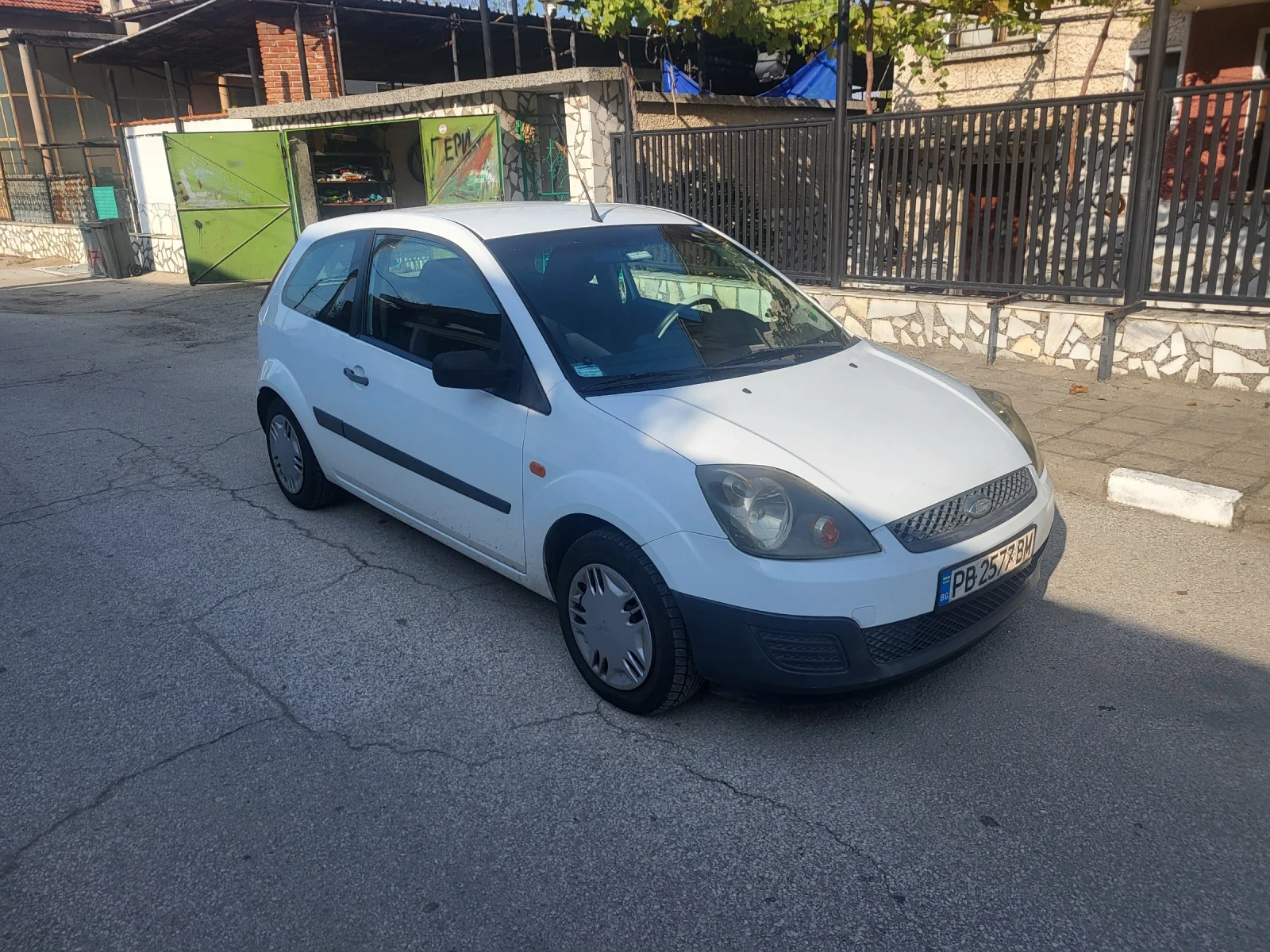 Ford Fiesta 1.4TDCI klima, снимка 15 - Автомобили и джипове - 56607178