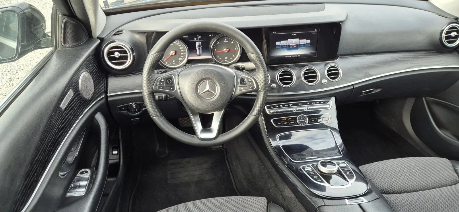 Mercedes-Benz E 200 2.0D-150 кс. NAVY, снимка 12 - Автомобили и джипове - 56661335