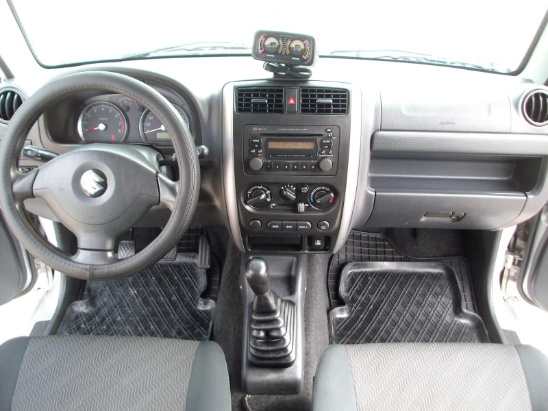 Suzuki Jimny 1.3i * Климатик * 4х4 * 37 000 км * КАТО НОВА * , снимка 9 - Автомобили и джипове - 49872158