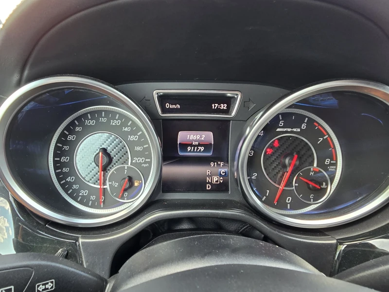 Mercedes-Benz GLE 63 AMG AMG, снимка 16 - Автомобили и джипове - 51342869