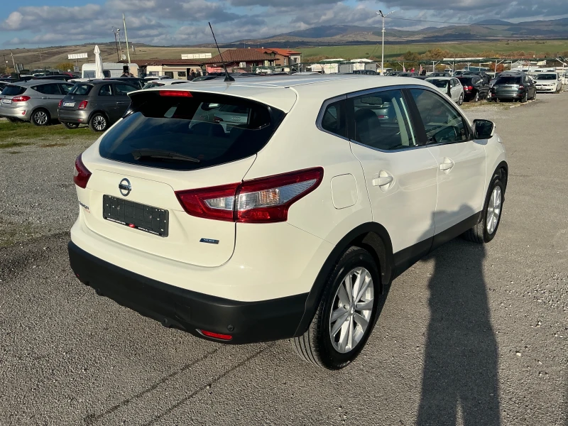 Nissan Qashqai 1.5 DCI, снимка 8 - Автомобили и джипове - 52377876