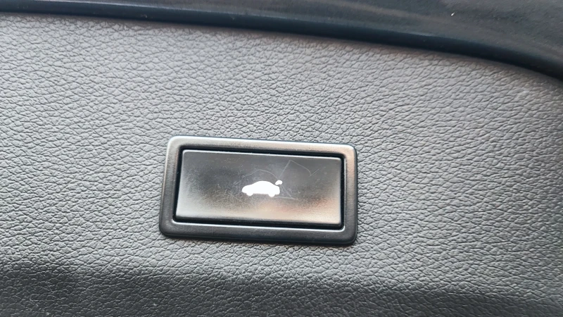 Audi Q7 3.0 TDI S-line , снимка 8 - Автомобили и джипове - 52856124