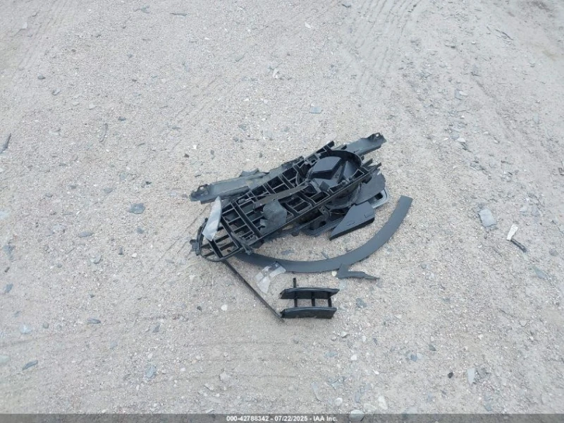 Mercedes-Benz GLC 300 2.0L I-4 DI, DOHC, VVT, TURBO, 241HP All Wheel, снимка 4 - Автомобили и джипове - 53559398