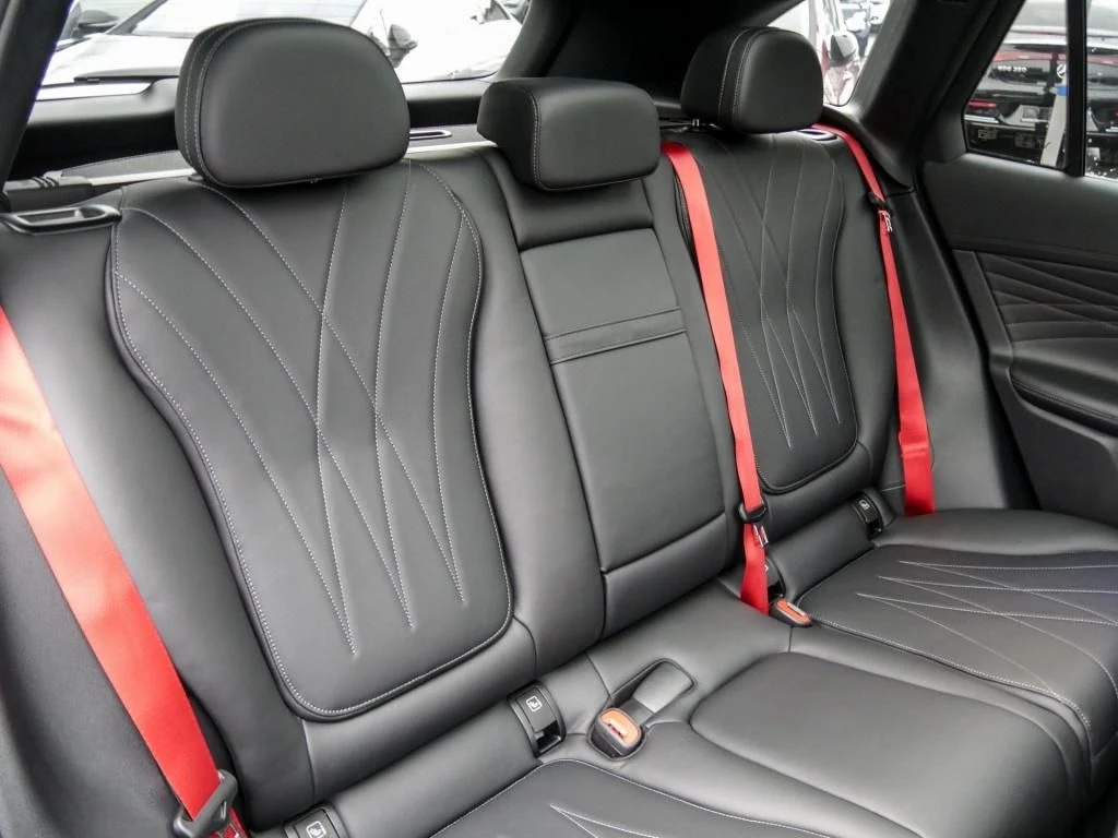 Mercedes-Benz GLC 63 AMG S E Performance 4Matic = Night Package= Гаранция - изображение 9