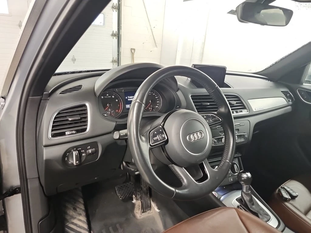 Audi Q3 * PROGRESSIV * CARFAX * БЕЗ ПЪРВОНАЧАЛНА ВНОСКА - изображение 9